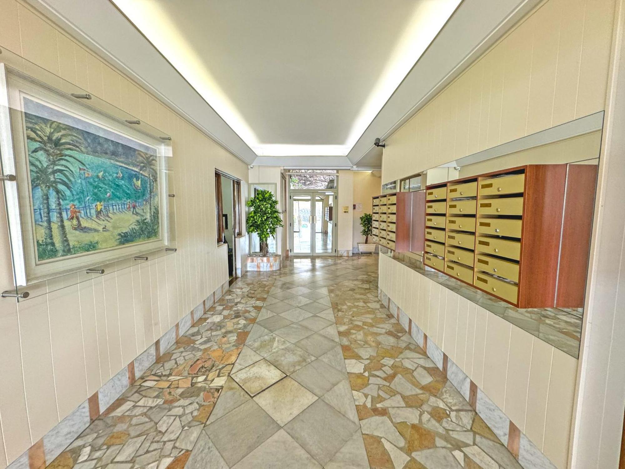 Promenade Holiday - Rocamare Promenade Ница Екстериор снимка