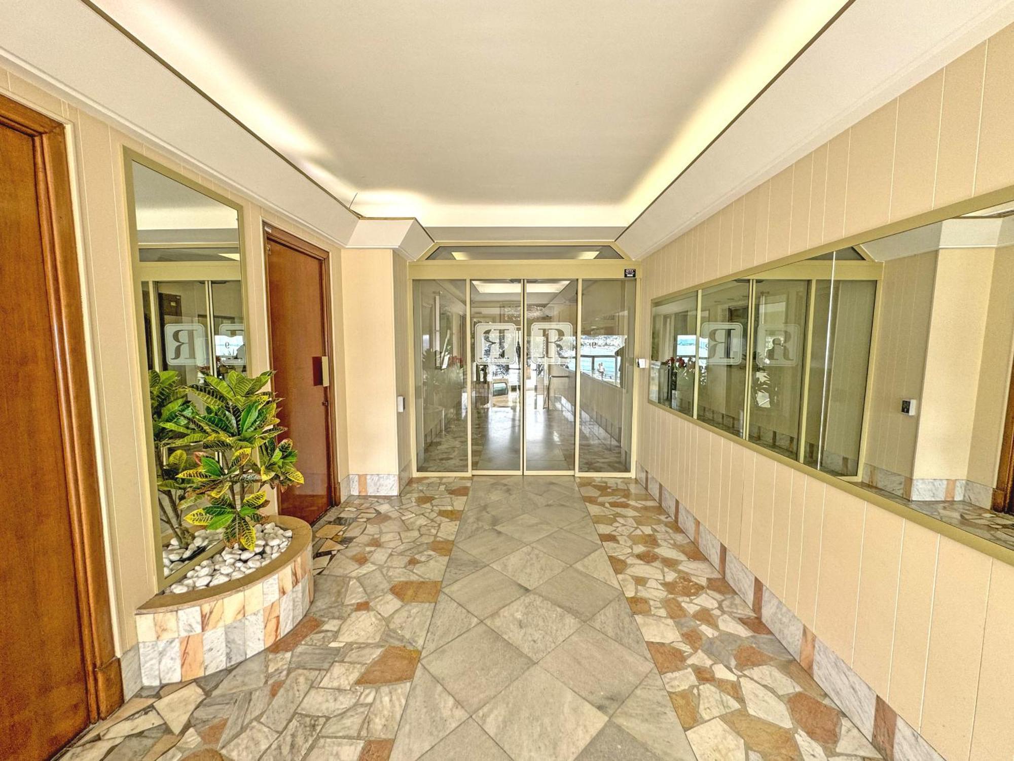 Promenade Holiday - Rocamare Promenade Ница Екстериор снимка